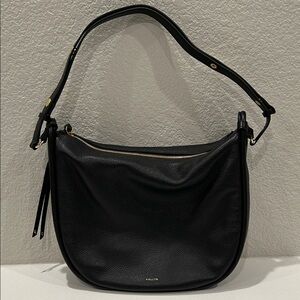 Sleek Black Leather Shoulder Bag